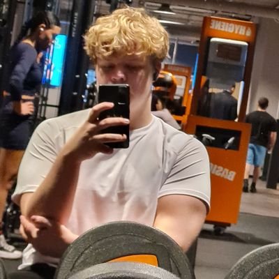 🇳🇱 up and coming Main Support |
🤛🥋MMA and jiu jitsu hobbyist | aspiring psychologist