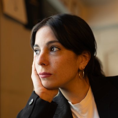 filmmaker & researcher in film and media theory @UnivParis8 
resident @casadevelazquez 
co-founder of https://t.co/hZBqSSi7FB
recycling images, affects, words