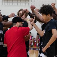 Michael Munoz (@mngrizhoops) 's Twitter Profile