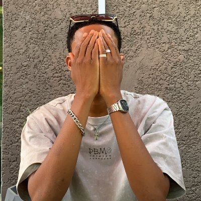 Photographer by day 📸 Tech bro by 🌙
Forever Active 🔋
IN GOD I TRUST 🧎🏽♂️
Software Engineer || Flutter Developer 👨🏽🦱🪐 || Cross platform 🅧