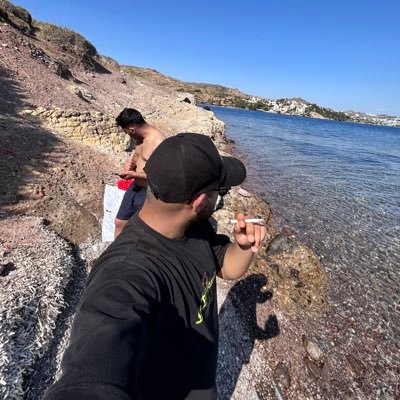 burakzince12's profile picture. Atatürk'ün izinde, Fenerbahçe'nin peşinde!