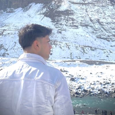 KhaliqHussainnn's profile picture. Unbothered mind. Unmatched logic. drifting between beta perfection and oblivion.