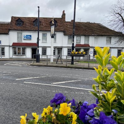 The Ship Hotel has 76 beautifully appointed Ensuite Bedrooms, Bar & Conservatory, Restaurant, Courtyard, Function Rooms and Parking, in Weybridge, Surrey.