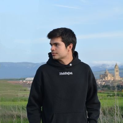 Gaaabiii_03's profile picture. 🎵🎹♌︎