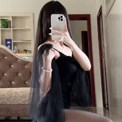 MichelleMi94991's profile picture. 