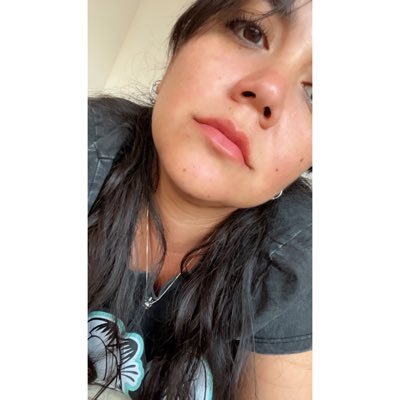 fiuracomeluche's profile picture. Chilota come luche y ñipa. En la capital por ad-opción. #Ancud 🌴 #donante💪🏼 #UniónEspañola❤️💛 y otros 🏥💉🐽🍺🍽⛰