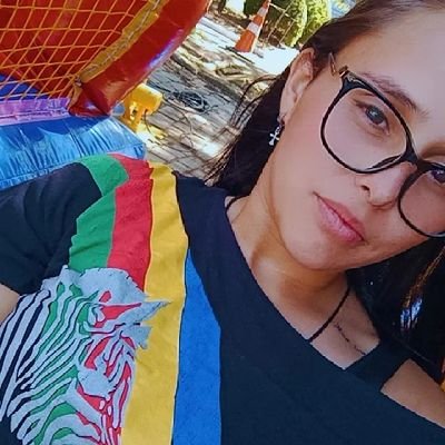 Happiness guide me. (A felicidade me guia.) ✨💛