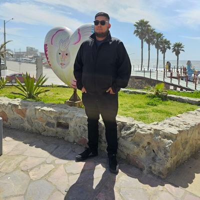 AllanSalazaar's profile picture. • Ing. en Computación 💻📖
• Ensenada, México | 646 | 🌅🌴
• 25/07/14 ❤💑💏