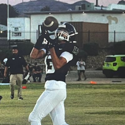 “5”11”157lbs. 2027 WR Las Vegas Nevada. Student Athlete GPA 3.7. Quags18@gmail.com