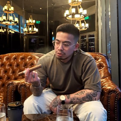 myrvszx's profile picture. 