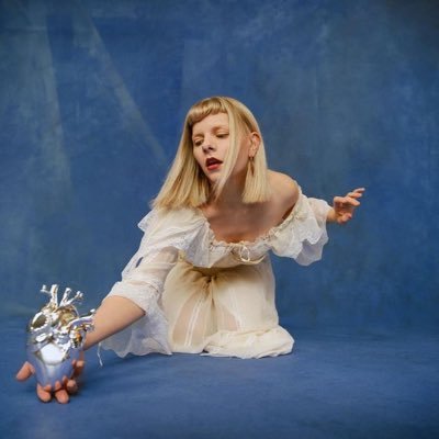 @auroramusic’s promotional team // earthly delights — a soul with no king — invisible wounds
