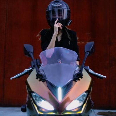 janice00309896's profile picture. The reason humans have one mouth and two ears is because we listen twice as much as we speak.