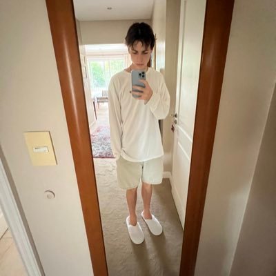 magaelcrack's profile picture. 19