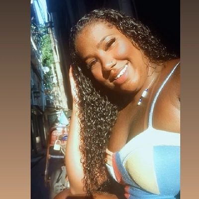 solteira 🫣
Adoro curtir 💃
Tem uma princesa 🫅
Adoro uma praia 🏖️
RJ 🌍
minha idade é 29 😜