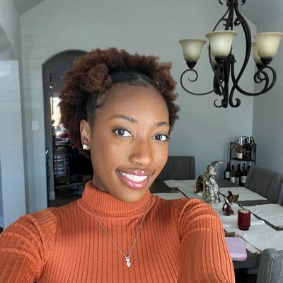 UH ‘22 Alumna❤️🐾 ✨BLACK LIVES MATTER✨| 1908💕