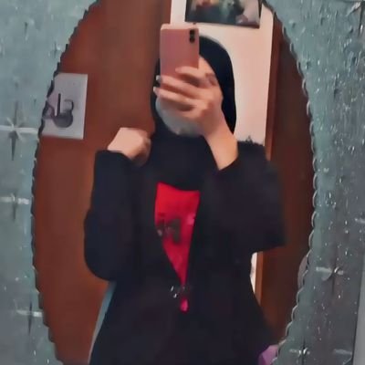 تبدأ الحرية.. حيث ينتهي الجهل..!
هواياتي سفر ✈️تصميم 👗قرأة 📚
رياضه ⚽️