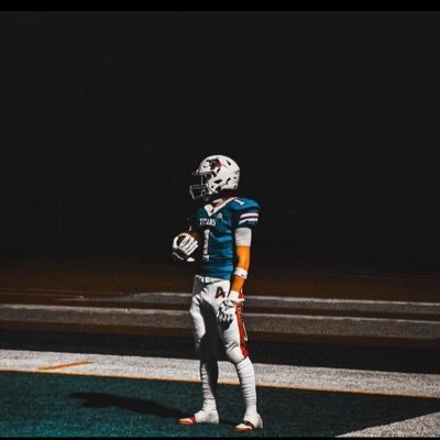 Arcadia 24’ Football WR #1 | Head Coach- Ray Brown(917-678-6593)| 3.67 Overall GPA |5’10 160| ✉️- 1smithjeremy.24@gmail.com | 17 years old |📞 (602) 618- 6569