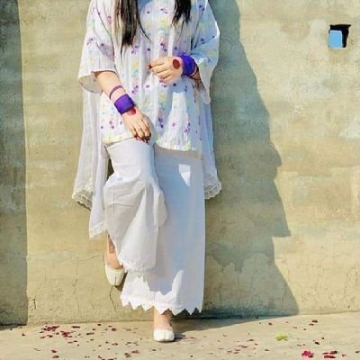 Rabia7272's profile picture. student