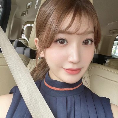 ご清聴ありがとうございました
旅行、食事、フィットネス、写真撮影 4年間の株式投資経験,現在、投資および財務管理をフルタイムで担当