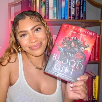 Just a girl yearning to read her next book📚 #jointheclub 🤍🫶🏽✨ #readingoutloudbookclub