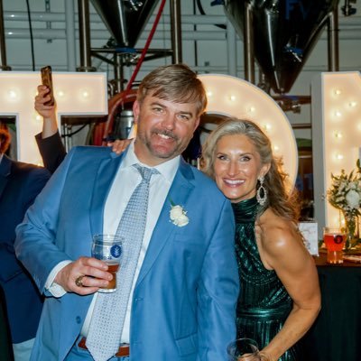 wife to Chad, mom to Branson Nash & Austin, skin care professional
