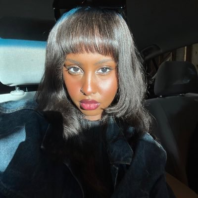 layipya's profile picture. (: