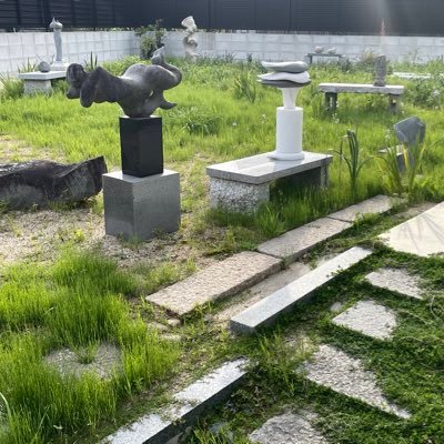 kirinkirin0425's profile picture. 静岡県浜松市中央区中野町で小さな小さな画廊と探究所をオープン。毎月の企画と各種教室、サロンや講演会を開催。 彫刻の庭があります。