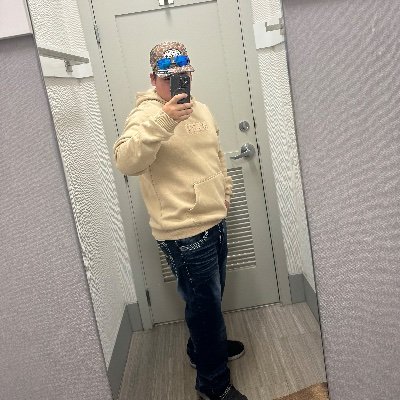 Bertolsx_21's profile picture. 