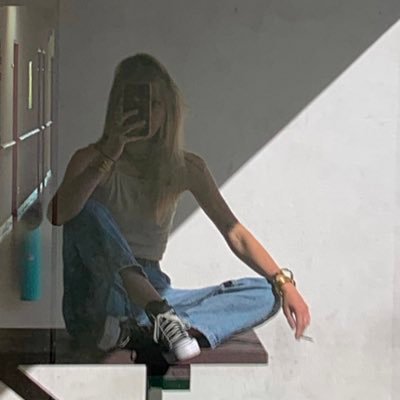 charlenebrbier's profile picture. 