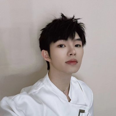 LiujunsFan_MY's profile picture. Jun Liu (Chinese: 刘隽 born 12 December 1997), is a Malaysian choreographer, dancer & singer
