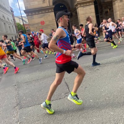 Massive Swansea city and boxing fan!keen runner šāā