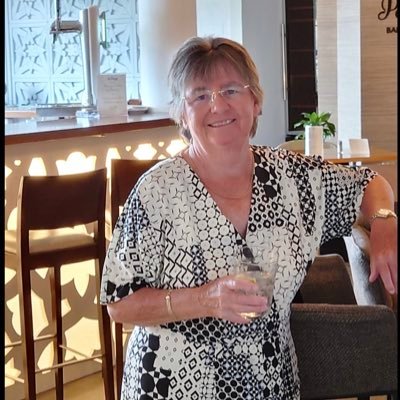 amcclure147's profile picture. Born and lived in Dublin for first 36 years, now living in Scotland. Mad about sport, mainly ⛳️ & 🏉 Avid reader and lover of good music, food and wine.
