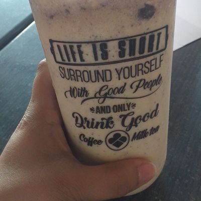 notchai97's profile picture. at your service 🙇‍♀️🙇‍♀️