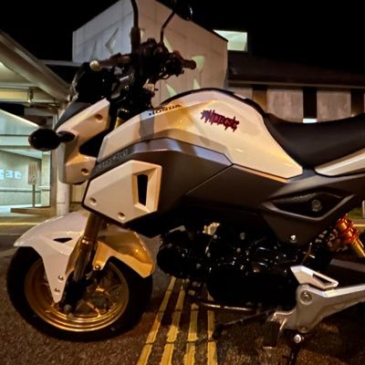 車、バイクに興味ありますが、知識はないです💦 無言フォロー失礼します！基本車、バイク関係ないツイート多めですwよろしくお願いします🤲更新率低め🙇‍♀️レブル降りて現在はグロム乗りになりました！