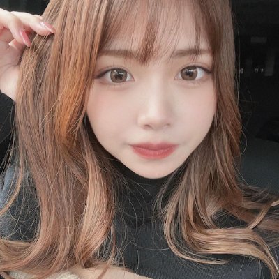 yumizi310979's profile picture. 