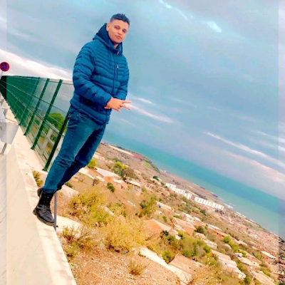 zourgui_kh87043's profile picture. 