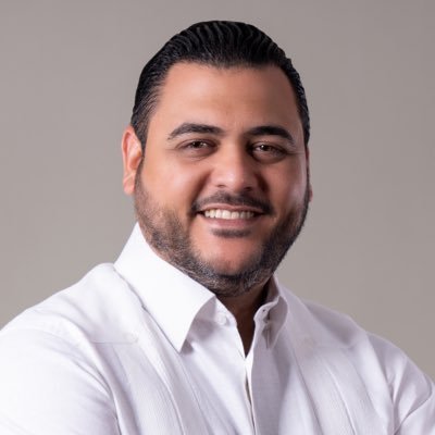 De Dios, Melómano, Pasado Miembro @ProcuraduriaRD, Presidente @higueyabapa, Altagraciano de Corazón, Candidato a Diputado @FPcomunica, Desmesuradamente Dom.🇩🇴