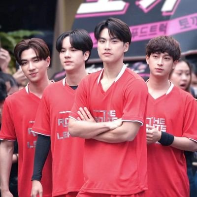 SevenDe687716's profile picture. 讨厌败坏国家的
目前主要关注女儿，儿子们，再也不磕cp了，伤心