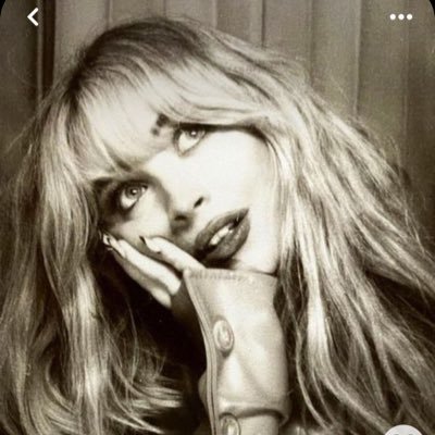 fearless2ltw's profile picture. just find the light out in the madness,hold tight ⭐️