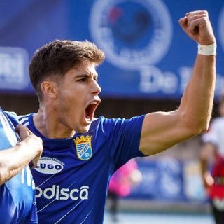 ⚽️ Jugador de fútbol (Xerez CD, CD Ebro, Nàstic de Tarragona, Xerez DFC, Atco. Sanluqueño, Rota y Real Betis). 📚 Dietética y Nutrición / Gdo. Magisterio (EF).