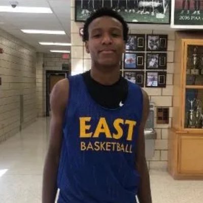 Downingtown East basketball 2024 | 6’6| Combo Guard | email: kaleemhenderson@gmail.com| 180lbs #6108403403 https://t.co/SMDlmRb1Do