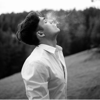 Bastien77z's profile picture. 18

✞ Yeshua Nasraya   🇫🇷/🇪🇸

Kvaratskhelia est mon frère