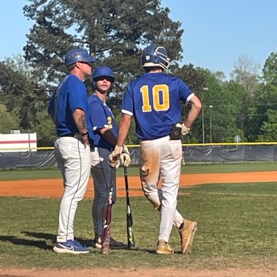 PA ➡️ SC 
USC-Lancaster/Cotuit Kettleers Pitching Coach
Mount Aloysius Alumni ⚾️ 
MBA / Sports Management | 
'19 Cape Cod League Champions