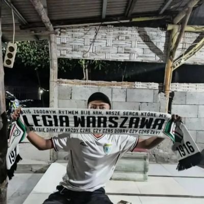 charisfirdaus's profile picture. Born To Lose Live To Maido.