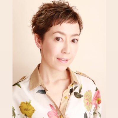 tomokochris1's profile picture. 数年ぶりに、新アカウント、ひっそり再開しました。インスタともども、適当にお付き合いよろしくお願いします。