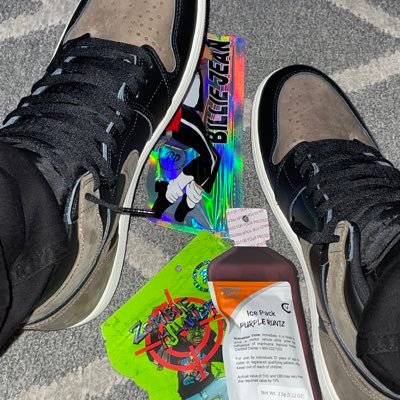 859 North Side. Go Getter🏃🏻‍♂️. Blow Good Smoke 🎒⛽️😶‍🌫️ and Cop Dope 🛒Sneakers 👟 . Roadrunner 🚙 💨 Size 12.5/13M 👟 🥦⛽️🎒😶‍🌫️😎 Tap In 📲