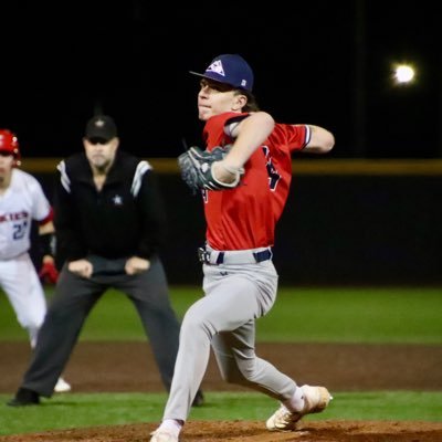 Oak Mountain high school 2026, 6”2 165 RHP . baseball, 205-585-7103