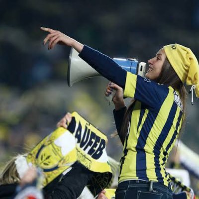sari_lacisa's profile picture. AY - YILDIZ'a aşık, ATATÜRK'ün izinde, Kalbinde Fenerbahçe'yi Yaşatan... ÖNCE VATAN 🇹🇷🇧🇦 #Fenerbahçe #SarıLacivert