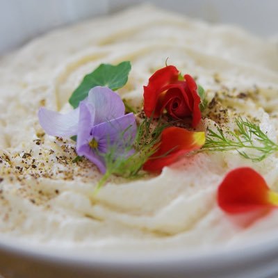 ご覧頂き誠に有難うございます。愛知県豊橋市のうどん・蕎麦のお店です。ご当地グルメ「#豊橋カレーうどん」を販売して豊橋を盛り上げる組織「豊橋うどんteam華麗」の会長を務めています。営業時間 11時〜14時 17時〜19時LO 定休日 月・火・日曜夜 ぜひフォローをお願いします。