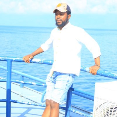 Ckavusa's profile picture. Un congolais conscient, faisant partie d’une race d’ingénieurs dont l’intégrité et la parole donnée valent bien plus.